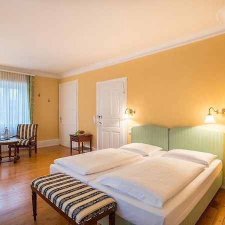 Schlosshotel Neckarbischofsheim ภายนอก รูปภาพ