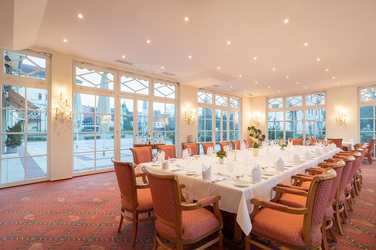 Schlosshotel Neckarbischofsheim ภายนอก รูปภาพ