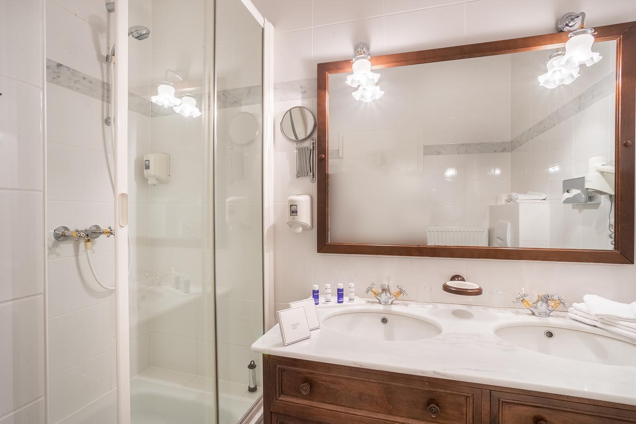 Schlosshotel Neckarbischofsheim ภายนอก รูปภาพ