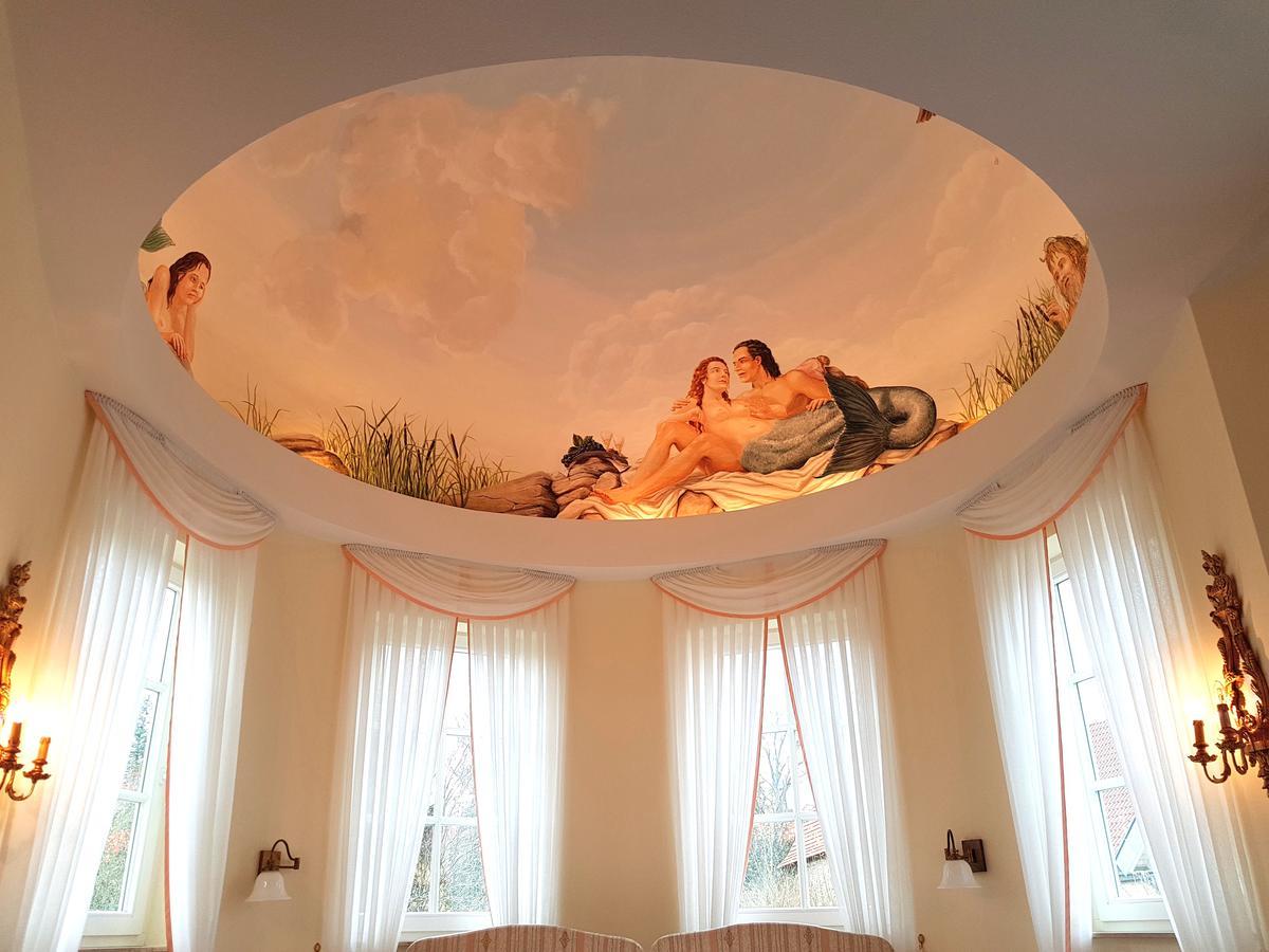 Schlosshotel Neckarbischofsheim ภายนอก รูปภาพ