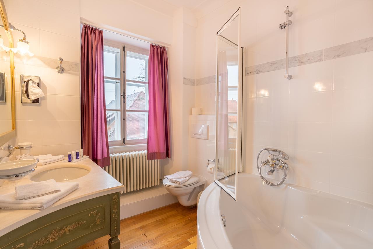 Schlosshotel Neckarbischofsheim ภายนอก รูปภาพ
